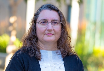 Head shot of professor Susannah Scott